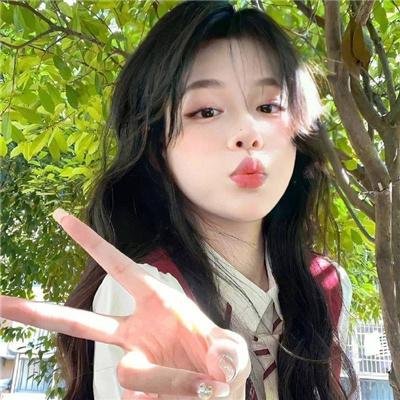背带短裤丧尸来袭